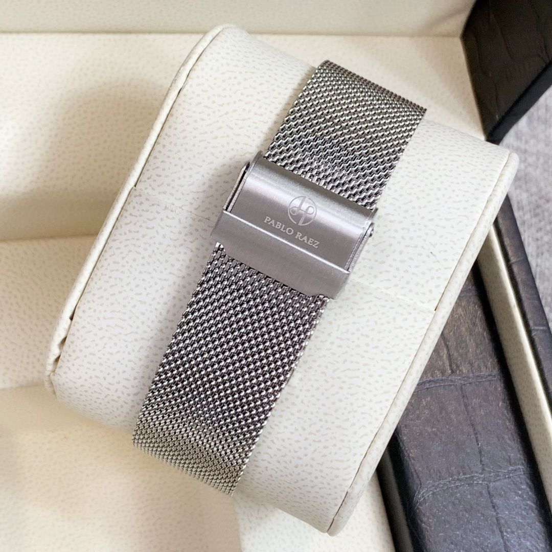 - Pablo Raez Henry - Milanese White